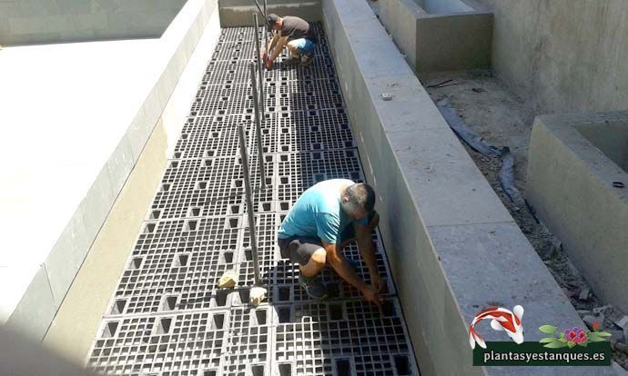 Construcción de un filtro biológico para una piscina ecológica 4 construcción de un filtro biologico